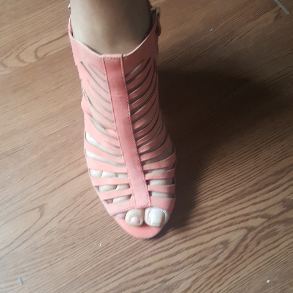 Coral   Vince Camuto shoes